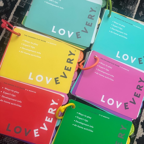 Lovevery Play Guides - Picture 1 of 2